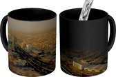 Magische Mok - Foto op Warmte Mok - Zonnestralen over de huizen in Riyad - 350 ML