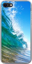 Geschikt voor iPhone 8 hoesje - Een close-up van een golf die breekt voor de kust van Hawaii - Siliconen Telefoonhoesje