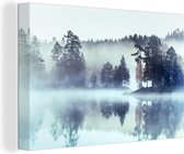 Forêt entourée de brouillard Toile 80x60 cm - Tirage photo sur toile (Décoration murale salon / chambre) / Décoration murale Peintures sur toile