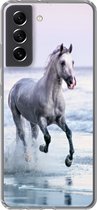 Geschikt voor Samsung Galaxy S21 FE hoesje - Paarden - Lucht - Zee - Siliconen Telefoonhoesje