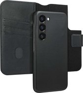 Accezz Hoesje Geschikt voor Samsung Galaxy S23 Hoesje Met Pasjeshouder - Accezz Leather Bookcase 2-in-1 Geschikt voor MagSafe - zwart