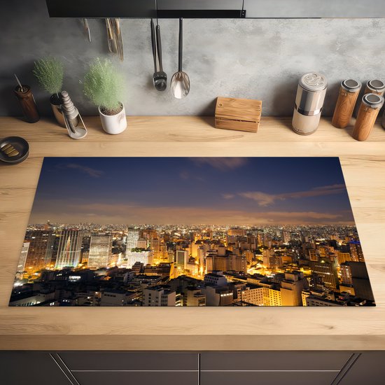 KitchenYeah® Inductie beschermer 89.6x51.6 cm - Sao Paulo bij nacht - Kookplaataccessoires - Afdekplaat voor kookplaat - Inductiebeschermer - Inductiemat - Inductieplaat mat