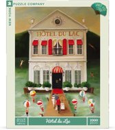 New York Puzzle Company - Janet Hill Hôtel Du Lac - 1000 stukjes puzzel