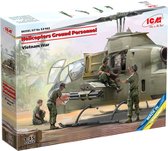 1:35 ICM 53102 Helicopters Ground Personnel - Vietnam War Plastic Modelbouwpakket