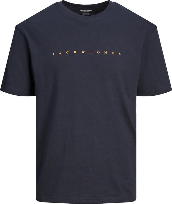 Donkerblauw T-shirt met oranje tekst 'JACK & JONES' op de voorkant.