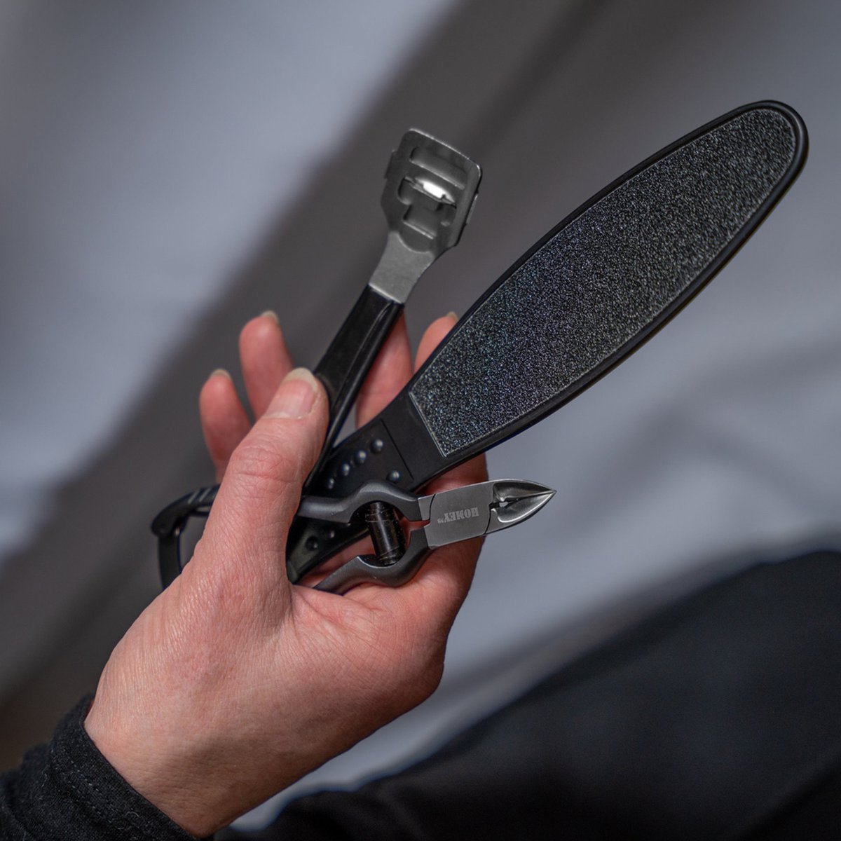 Goedkoopste Homey's nageltang - 13 cm - RVS - satin/matzwart