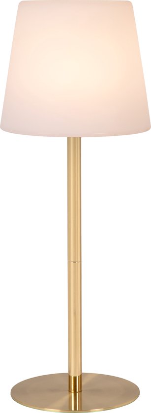 Une lampe sur pied avec un abat-jour blanc, un pied et une base dorés mats.