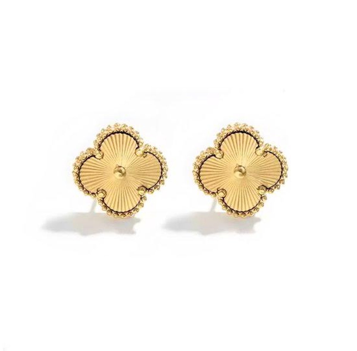 EHH BEAUTY - Goudkleurige klaver oorbellen - Clover oorbellen - stainless steel - Cadeau