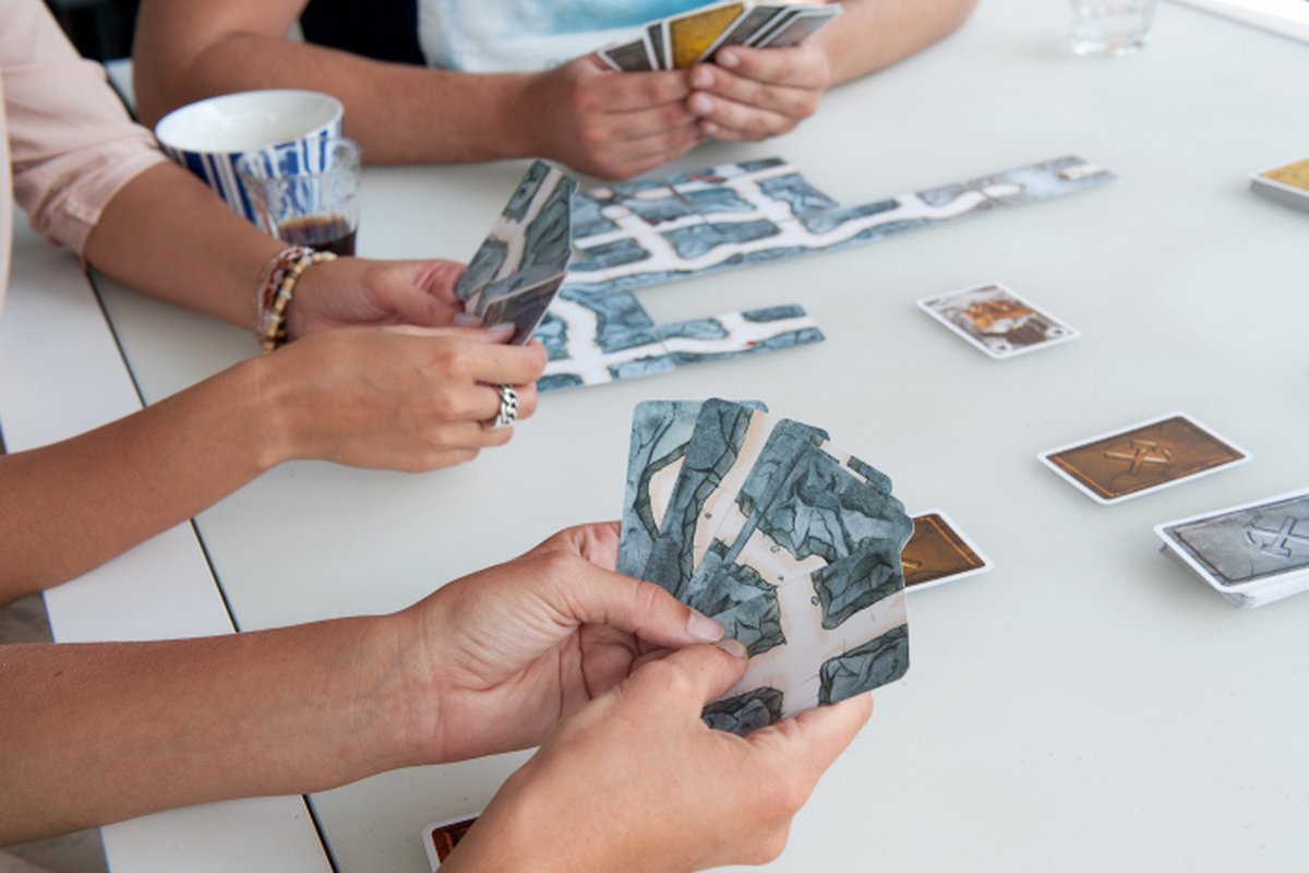 999 Games - Saboteur - Kaartspel - Snel uitgelegd, snel gespeeld - Saboteer je tegenstanders - Familiespel - Gezelschapsspel - Klein cadeautje — afbeelding 3