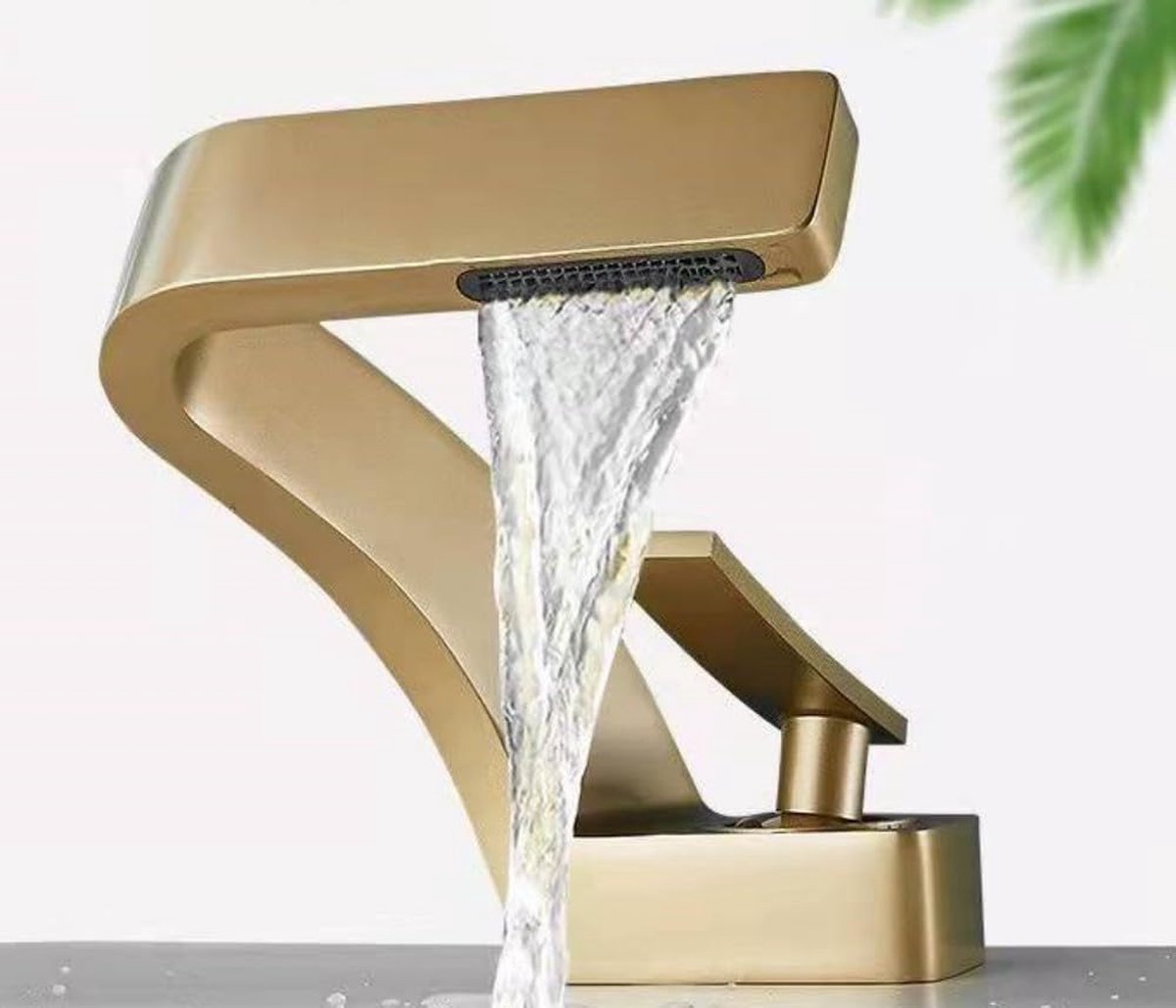 Wastafel Mixer Kranen Wastafel Kranen Badkamer Mixer Tap Warm En Koud Mengkraan Massief Messing Chromen Spoelbak Badkamer Wastafel Wastafel Badkamer Kraan Keuken Cloakroo