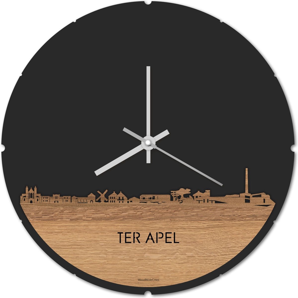 Skyline Klok Rond Ter Apel Eikenhout - Ø 44 cm - Stil uurwerk - Wanddecoratie - Meer steden beschikbaar - Woonkamer idee - Woondecoratie - City Art - Steden kunst - Cadeau voor hem - Cadeau voor haar - Jubileum - Trouwerij - Housewarming -