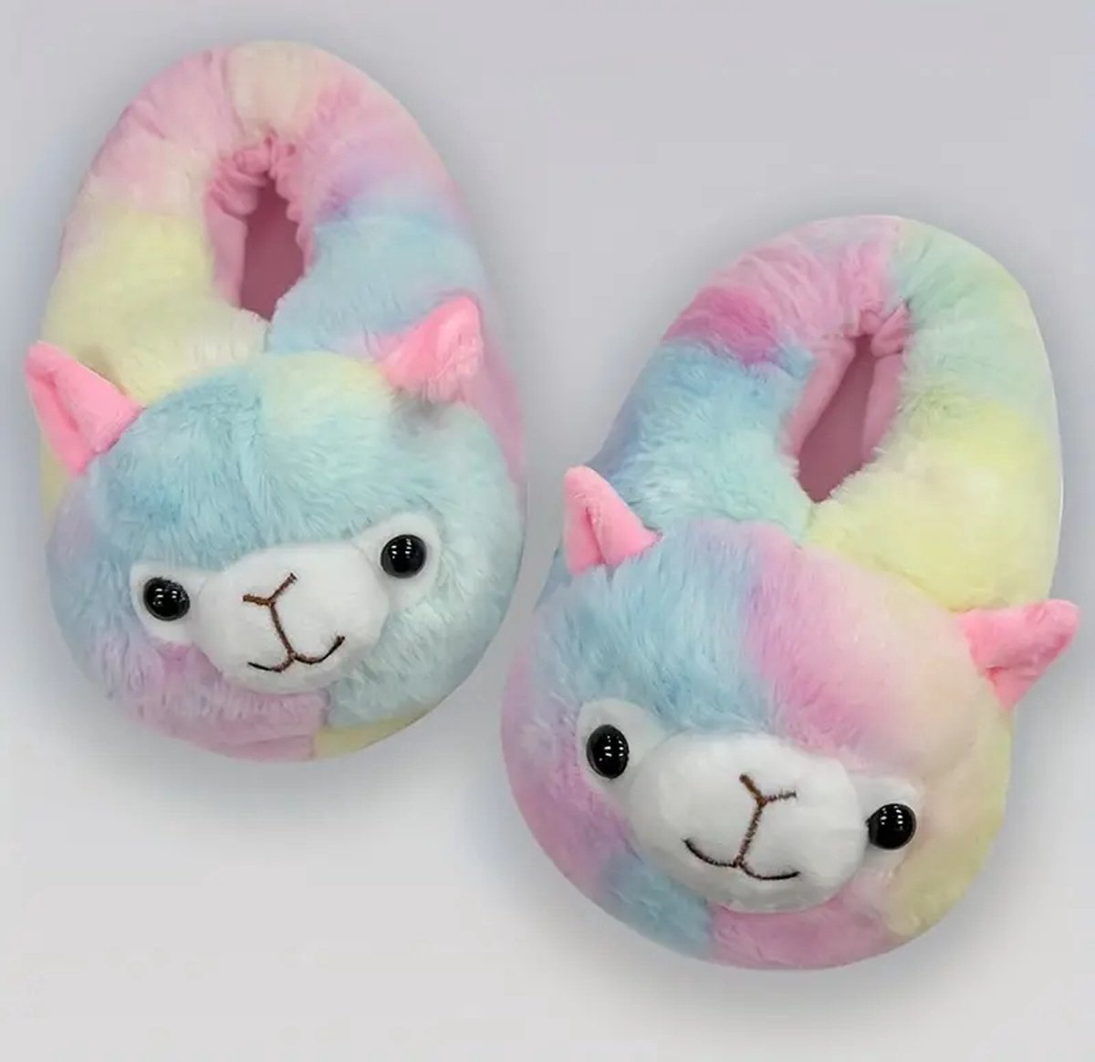 Grappige pantoffels | Alpaca sloffen | One size fits all maat 32 t/m 38 voor Kinderen, Dames en Heren | Pantoffel dierensloffen | Pluche dierenpantoffels | zachte binnenschoenen | Sloffen en Pantoffels maat 32, 33, 34, 35, 36, 37, 38