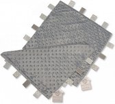 knuffeldoekje met labels 35 cm polyester grijs