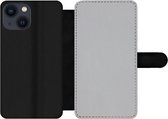 Bookcase Geschikt voor iPhone 13 Mini telefoonhoesje - Metaal print - Grijs - Met vakjes - Wallet case met magneetsluiting