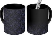 Magische Mok - Foto op Warmte Mokken - Koffiemok - Bladeren - Abstract - Patronen - Blauw - Magic Mok - Beker - 350 ML - Theemok