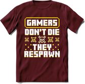 Gamers don't die pixel T-shirt | Geel | Gaming kleding | Grappig game verjaardag cadeau shirt Heren – Dames – Unisex | - Burgundy - S