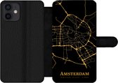 Telefoonhoesje Geschikt voor iPhone 12 telefoonhoesje - Amsterdam - Kaart - Goud - Zwart - Met vakjes - Wallet case met magneetsluiting