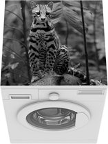 Wasmachine beschermer mat - Ocelot tussen de bladeren van de jungle in Costa Rica in zwart wit - Breedte 60 cm x hoogte 60 cm