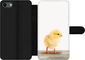 Bookcase Geschikt voor iPhone SE 2020 telefoonhoesje - Kuiken - Dieren - Jongens - Meisjes - Kinderen - Met vakjes - Wallet case met magneetsluiting