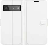 Mobigear Telefoonhoesje geschikt voor Google Pixel 6 Pro Hoesje | Mobigear Classic Bookcase Portemonnee | Pasjeshouder voor 3 Pasjes | Telefoonhoesje voor Pinpas / OV Kaart / Rijbewijs - Wit