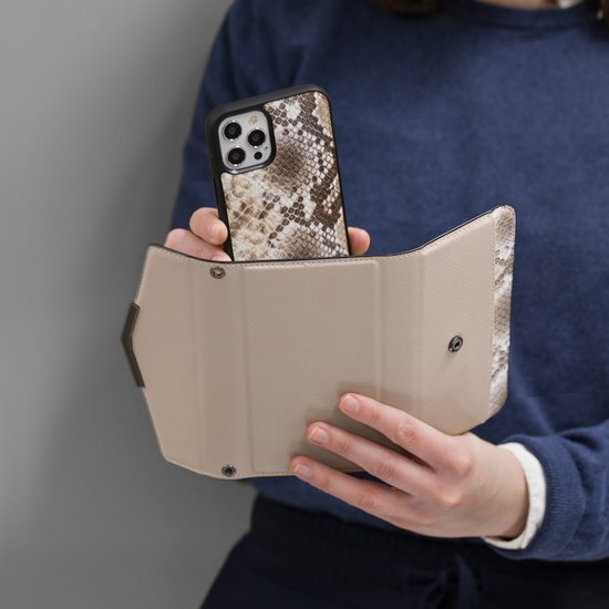 Etui Clutch Case pour iPhone 12 Pro Max - Mobilize - Imprimé serpent Beige - Similicuir