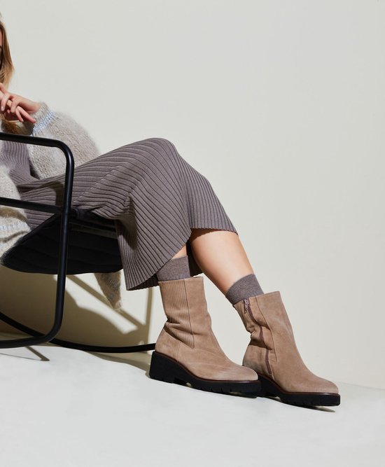 Piedi Nudi Chelsea boots Dames / Laarzen / Damesschoenen - Suède -  2556-04.09PN -... | bol