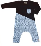 Onesie zwart met panter dusty blauw