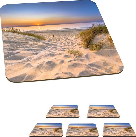 Zonsondergang in de Loonse en Drunense Duinen van Evelien Oerlemans op canvas, behang en meer