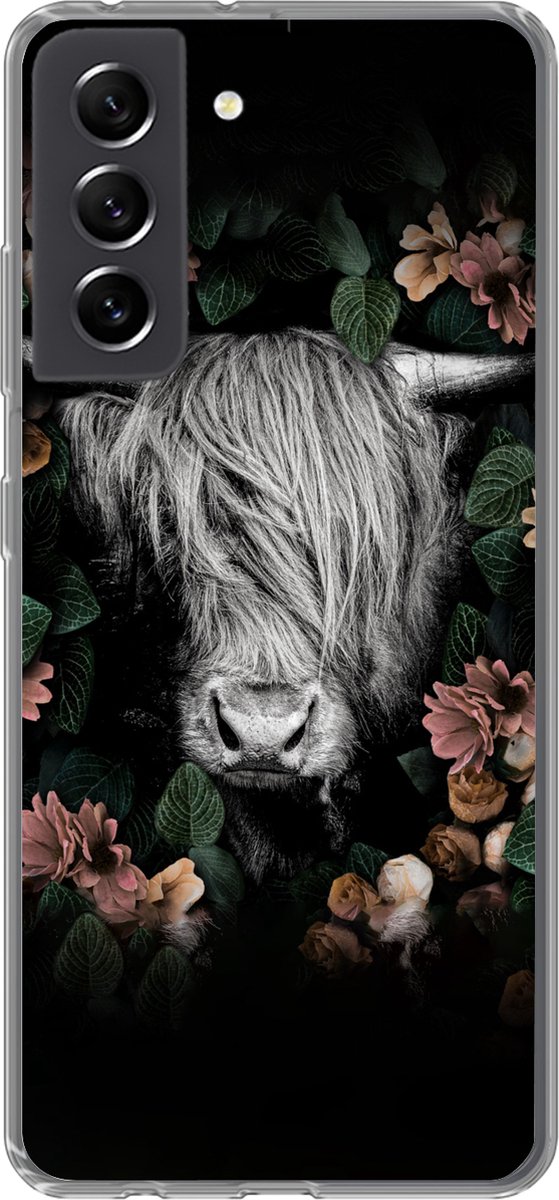 Telefoonhoesje Geschikt voor Samsung Galaxy S21 FE hoesje - Schotse hooglander - Bloemen - Roze - Siliconen Telefoonhoesje Telefoonhoesje