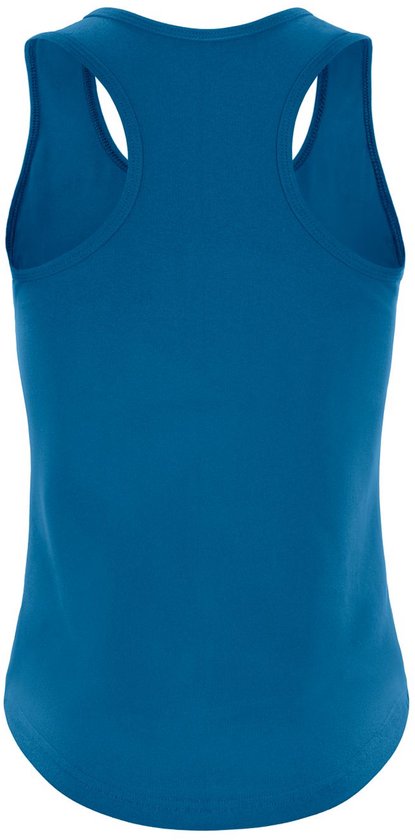 Achterkant van een blauw, mouwloos sporttopje met racerback.