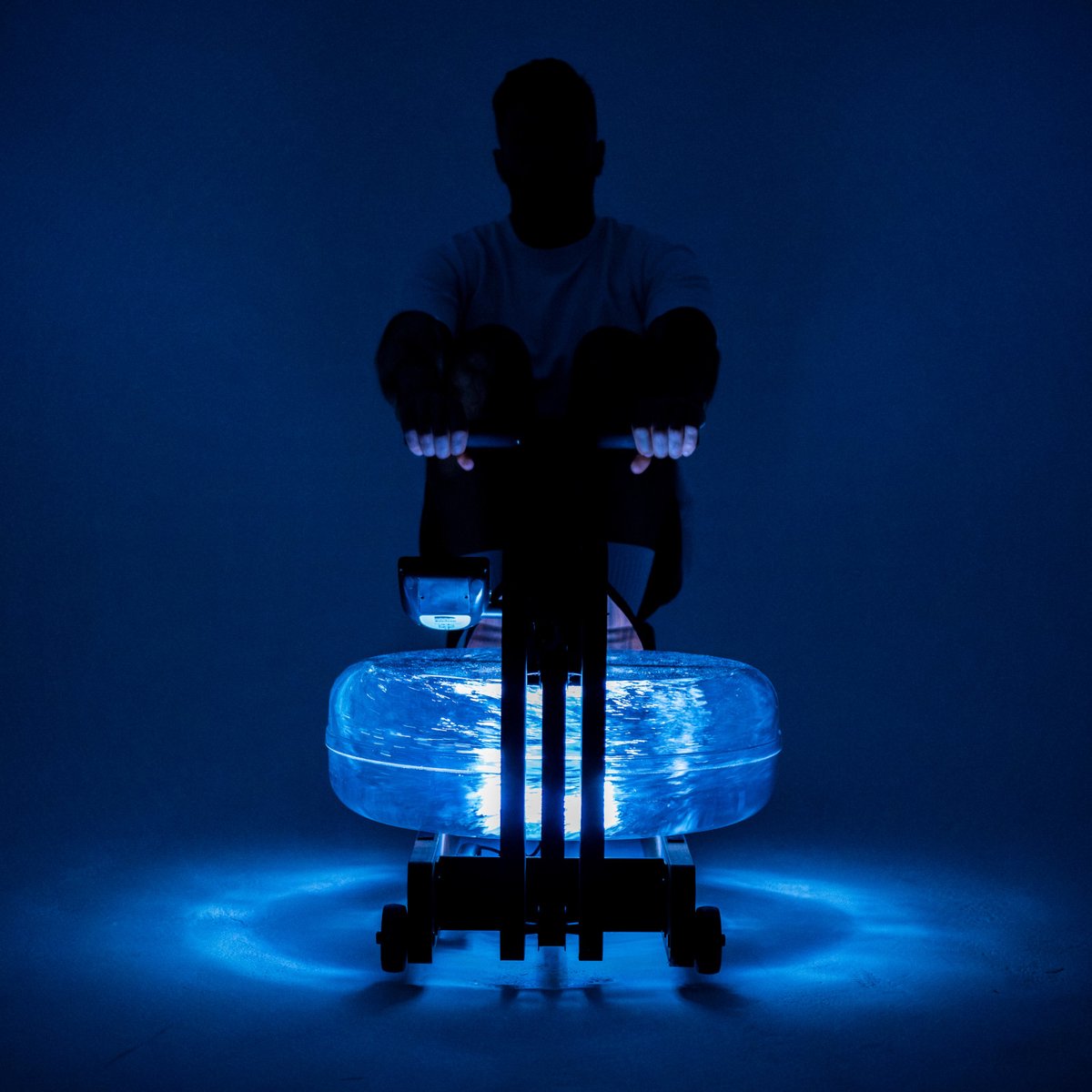 Afbeelding 2 van WaterRower LightRing – LED Verlichting voor Roeitrainer – Visuele Feedback op Hartslag en Slagfrequentie – Compatibel met Alle WaterRower Modellen – App-gestuurd – USB-aangedreven