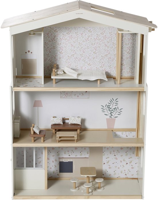 Vooraanzicht van het Vertbaudet houten poppenhuis, inclusief miniatuurmeubels in slaap-, woon- en eetkamer.