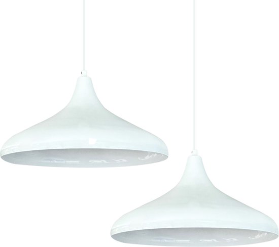 Houten hanglampen voor boven de eettafel