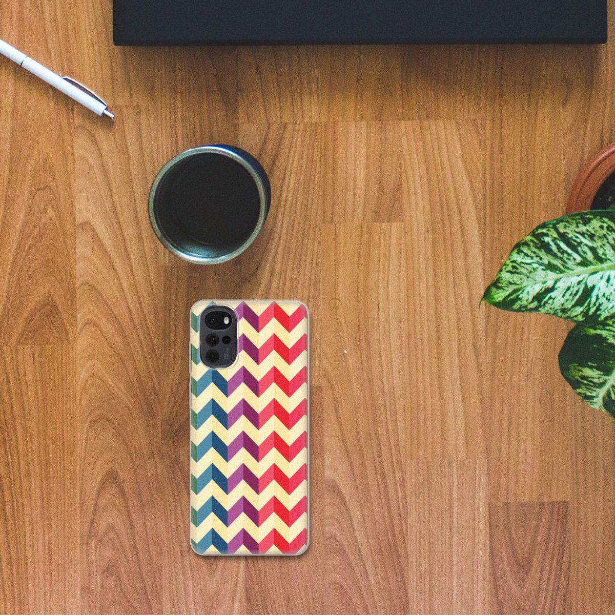 Motorola Moto G22 TPU bumper Zigzag Multi Color