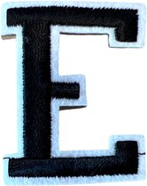 Alfabet Strijk Letter Embleem Patches Zwart Wit Dun Randje Letter E / 4 cm / 5 cm