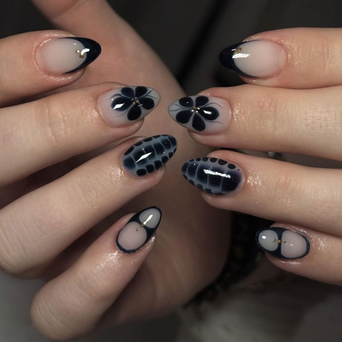 Dailygoods - 24 Stuks Franse Tip Opplakbare Nagels met Bloemen