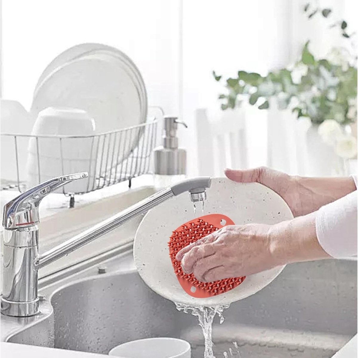 Groente Borstel - Fruit Scrubber - Keuken Reinigen - Buigbaar Ontwerp - 12 x 12 x 2 cm - Rood