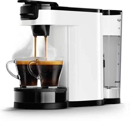 Witte Senseo Switch met twee glazen Senseo-mokken waarin koffie wordt gezet.