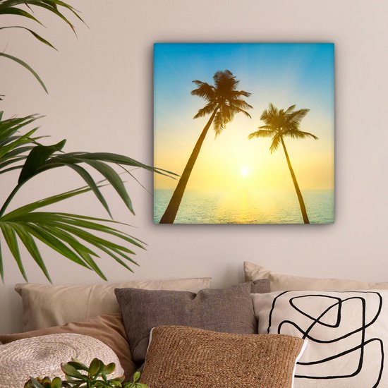 Canvas schilderij 50x50 cm - Wanddecoratie Strand - Zonsondergang - Palmbomen - Muurdecoratie woonkamer - Slaapkamer decoratie - Kamer accessoires - Schilderijen op canvas