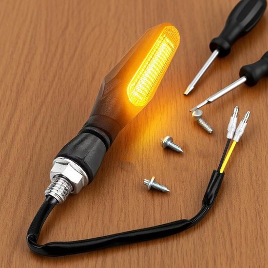 Fiets Achterlicht - Achterverlichting Fiets - Veilig Fietsen - Dubbel Knipperlicht - 2 stuks - Uniek — afbeelding 4