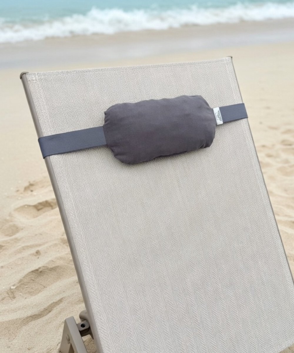 Strand Handdoek Elastiek met Katoenen Kussen - Beachcloud Bondi – Voor Strandbed & Ligbed – Grijs Stonewashed kussen en Handdoekelastiek