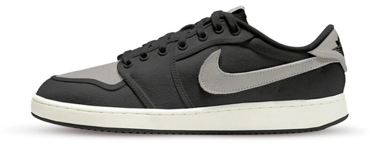 Air Jordan 1 Low AJKO 'Shadow' - Maat 37.5