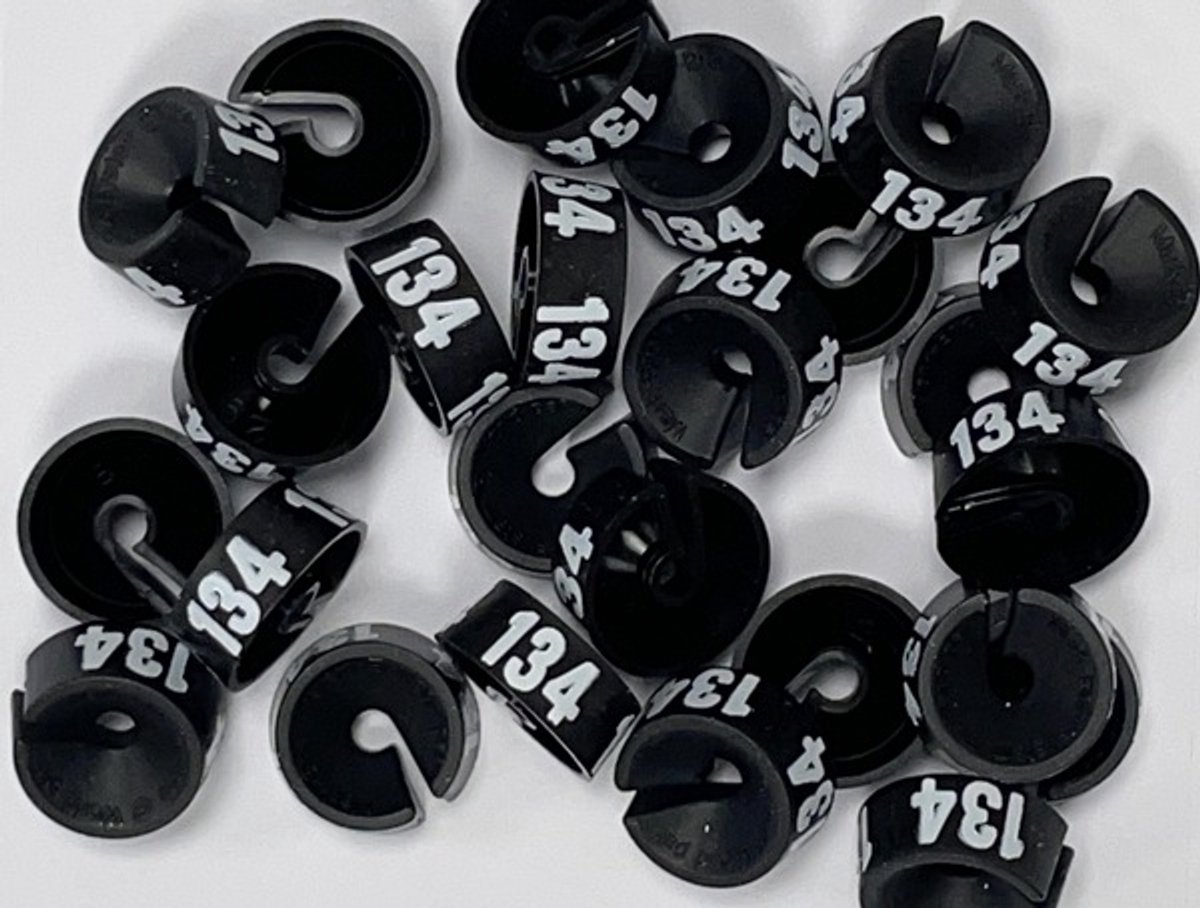 Bleijenberg Maatdopje maat 134 zwart - Maataanduiding voor kledinghangers per 25 stuks - Maatringetje Ø 20 mm - Kledinghangers - Kleerhanger - Kapstok - Mark-Brics - wisersizer