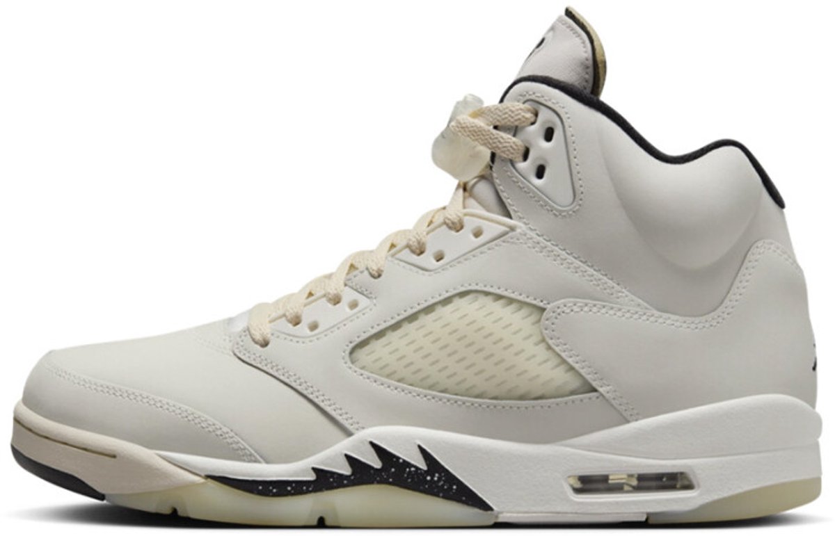 Air Jordan 5 Retro SE ‘Sail’ . Wit