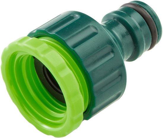 Groen kunststof kraankoppelstuk met een brede groene moer aan de ene kant en een kleinere groen-zwarte aansluiting aan de andere kant.