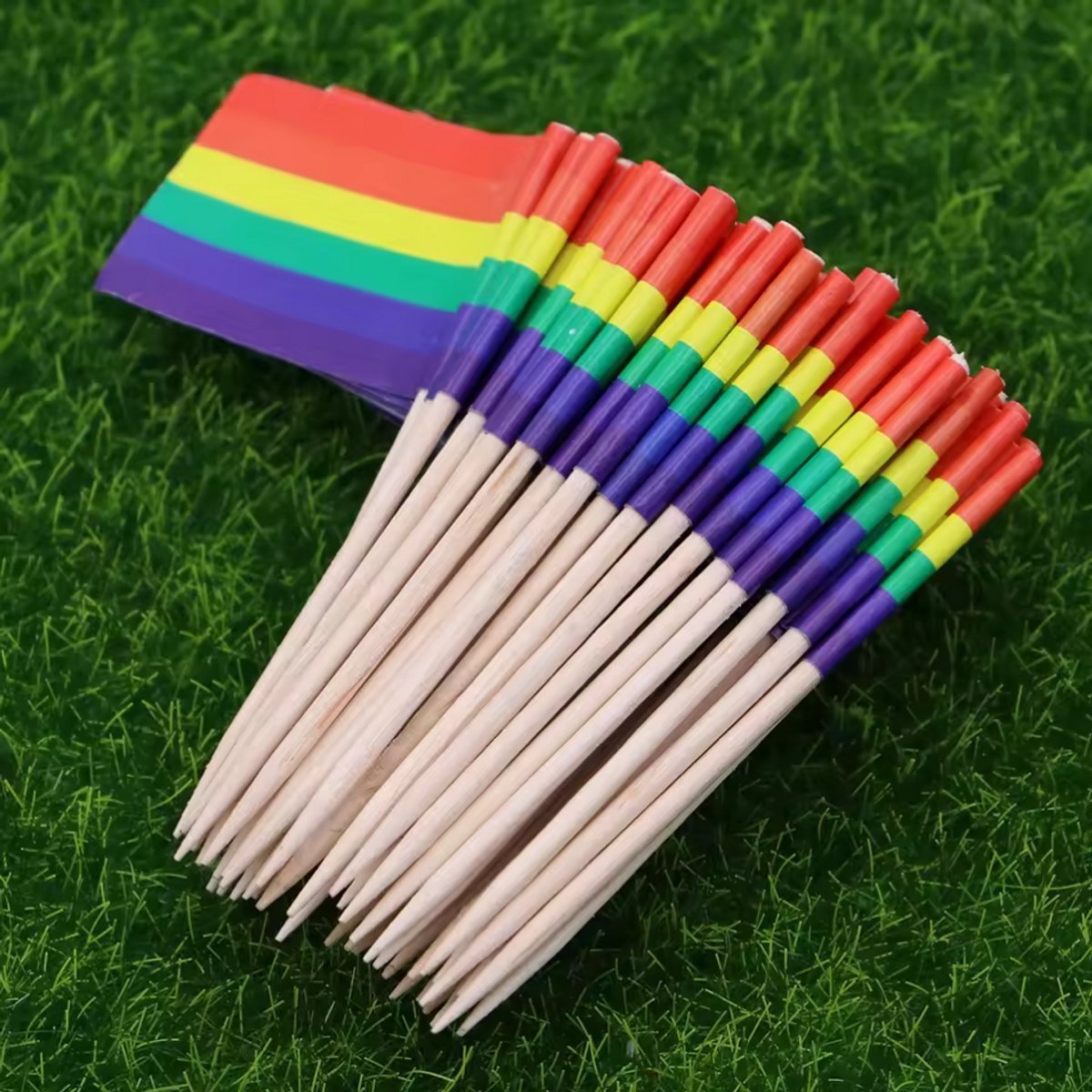 New Age Devi - Regenboog/pride vlag cocktailprikkers - 150 stuks - 8 cm