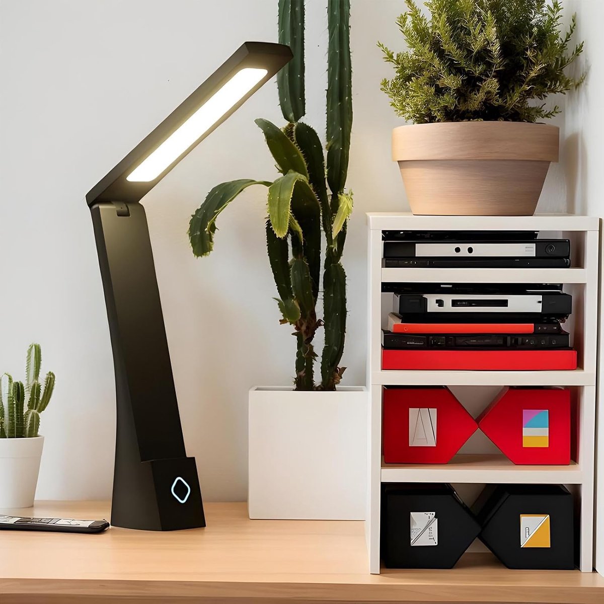 Oplaadbare Bureau Lamp - LED Leeslamp met Oogbescherming - Aanraak Dimmen voor Studie en Slaapkamer - Opvouwbare Lezen en Schrijven Lamp - Opvouwbaar en Draagbaar - Zwart Kleur — cadeau in Gadgets - foto 2