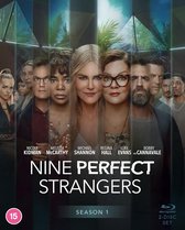De cover van de Blu-ray disc van 'Nine Perfect Strangers' seizoen 1, met een castfoto van de serie.