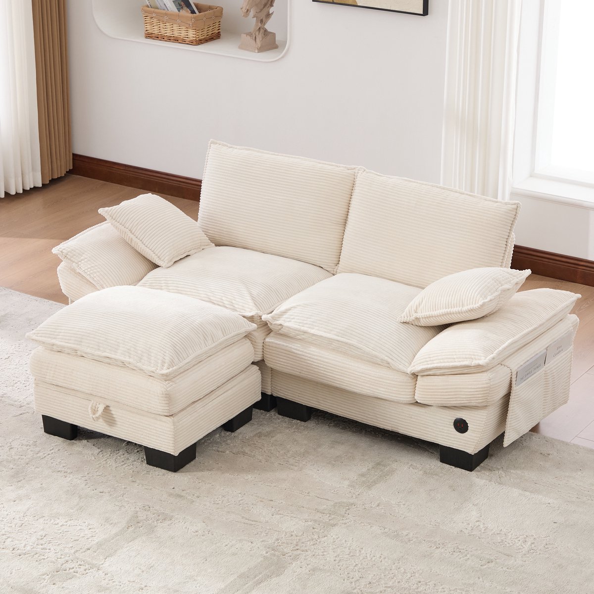 Modulaire 2-zits corduroy bank (met voetenbank) – brede zitting, ergonomisch ontwerp, vulling van schuim met hoge dichtheid, USB-C-poort en zijvakken. Ideaal voor de woonkamer, het kantoor of de lounge. Beige.