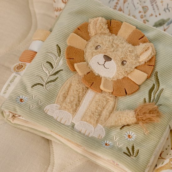 Little Dutch Safari Friends Activiteitenboekje van Little Dutch — afbeelding 2